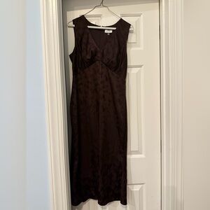 Size 6 BCBG BROWN MIDI DRESS. NEW WORN WITH TAGS